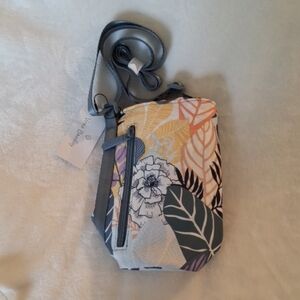 Vear Bradley Lighten Up Water Bottle Crossbody Bag NWT!
